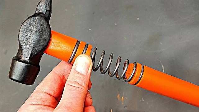 头一次见竟还能这样巧妙改造铁锤的独特方式