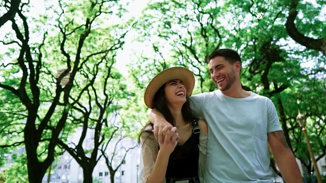 爱情就像是猫鼠游戏。。。