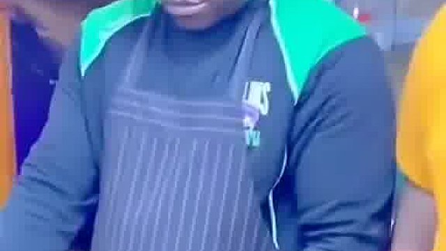 恶搞笑到声沙哑