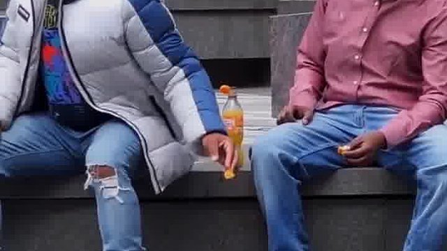 奶呀！笑到音色全失真