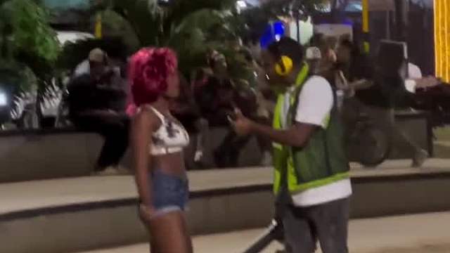 超逗！老外搞笑懵到笑到昏厥