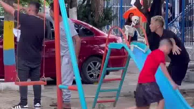 老外恶搞笑到晕