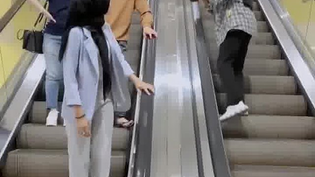 老外笑到思维短路