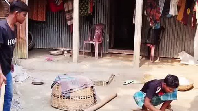 阿三憨态笑到人生毁