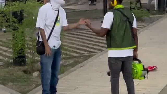 爆笑！老外搞笑懵到合不拢嘴