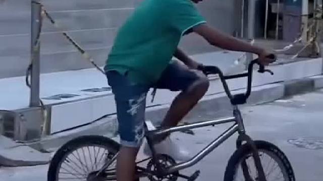 被老外玩法按在地上摩擦