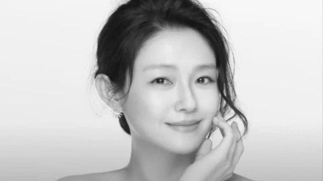 大S因流感并发肺炎去世，小S发文确认噩耗，偶像剧女神猝然告别