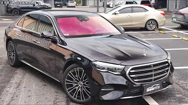 花E300的钱体验E260的参数