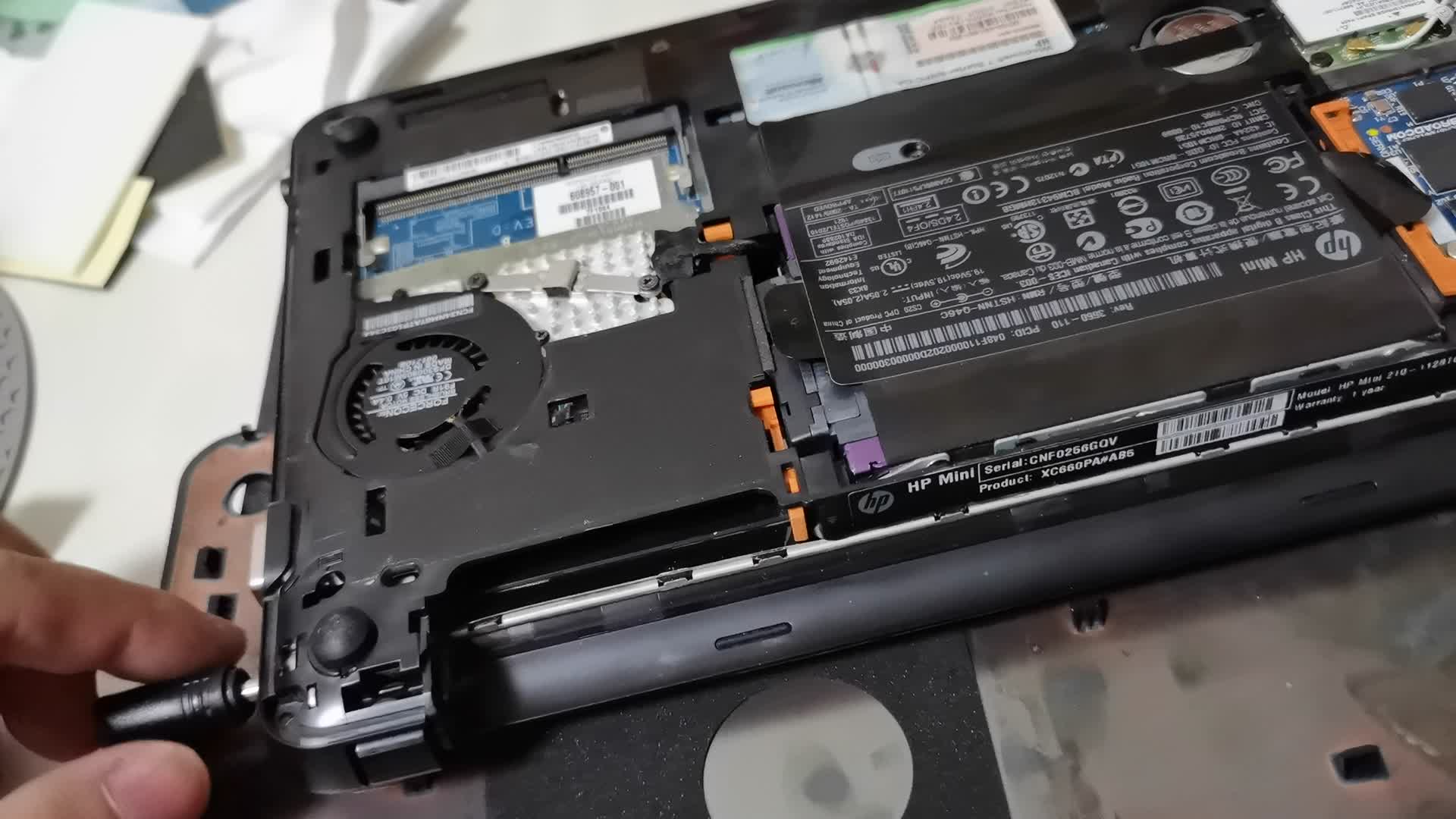 图吧日常开箱(华为M2 10.0皮套 ddr3 4G/2G笔记本内存条)