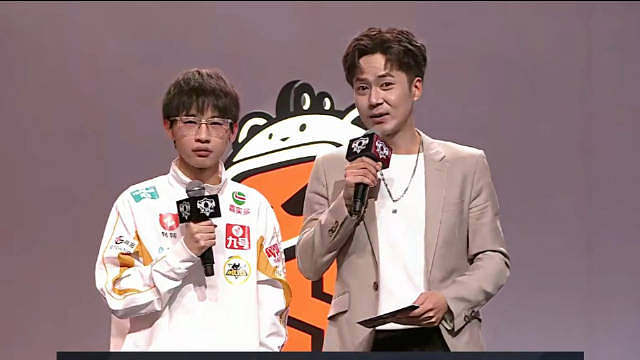 紫幻说得对，作为一名优秀的职业选手，是需要以冠军为目标的​​​