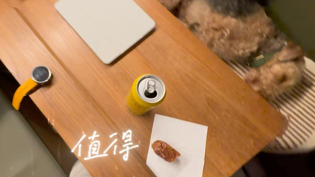 忙乎了一年新房车，又可以重新睡在路上了，我提一杯！