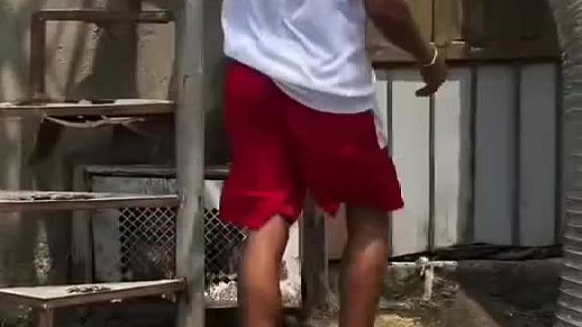 老外玩闹，笑破天际超震撼哇