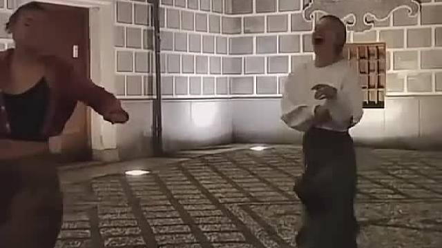 哇塞！老外疯狂玩法笑到嗨