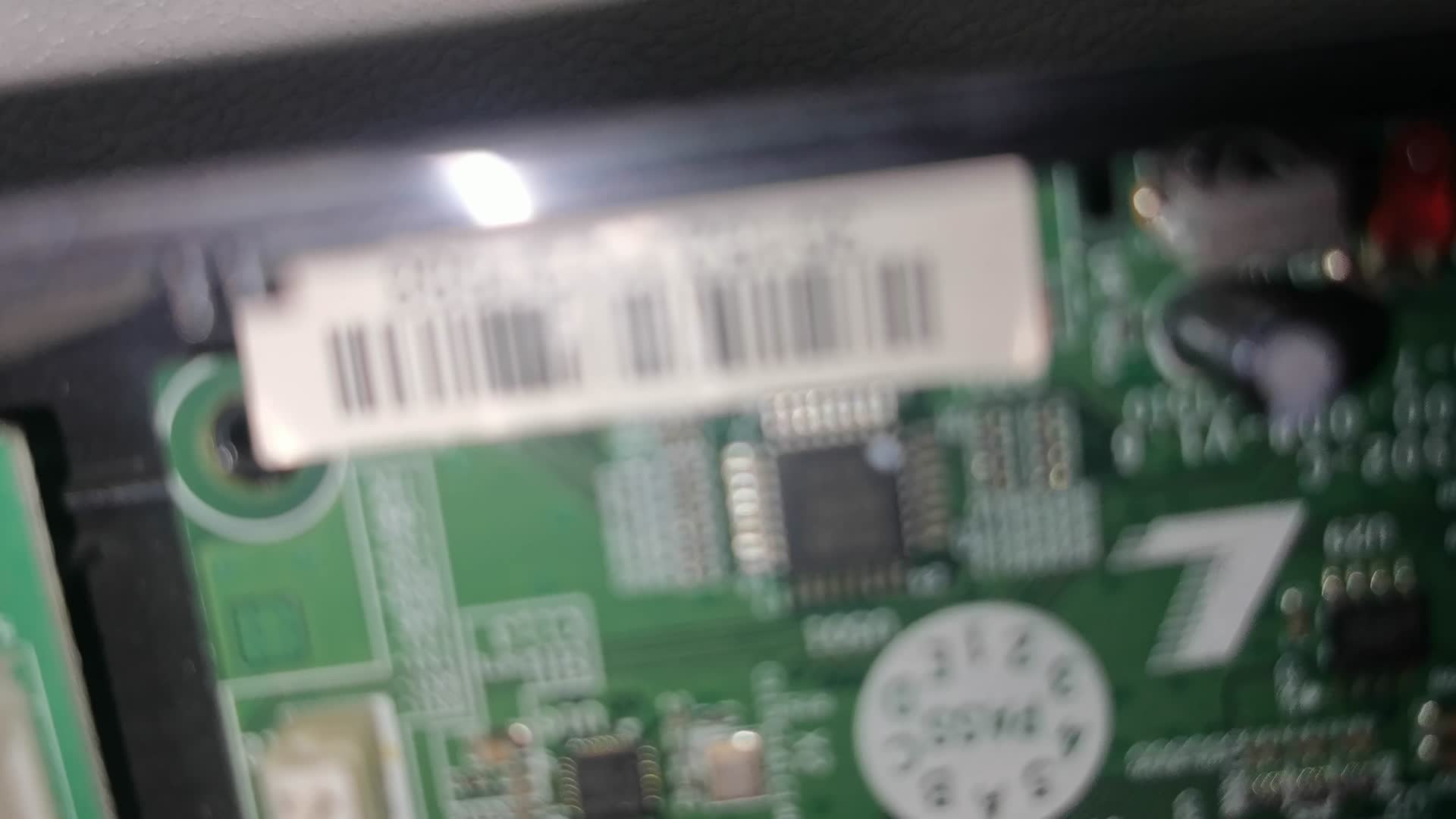 30块钱的上海龙晶LTS-HCS02-D机顶盒开箱（VIA ELITE1000）