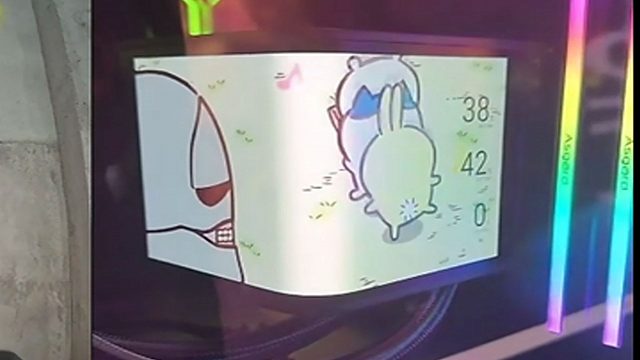 裸眼3D水冷的，打机环境！
