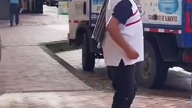 嘿！老外的爆笑玩法