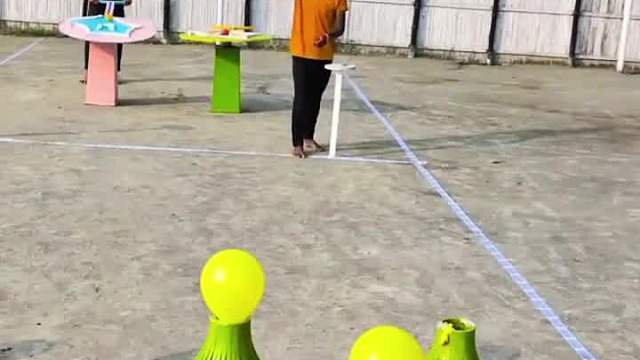 哇哦！老外新奇玩法笑到傻掉咯