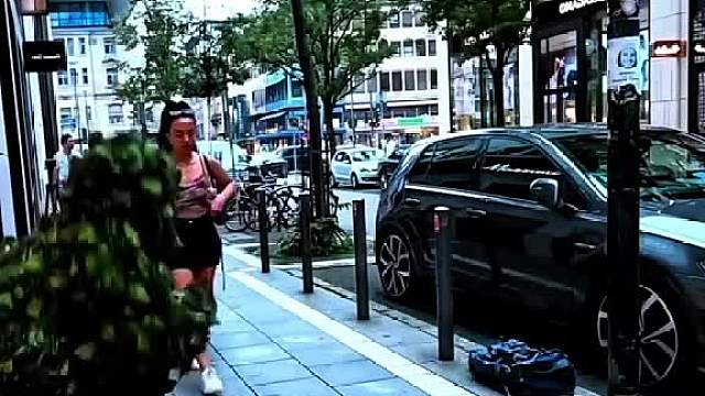 老外玩法，超逗乐笑到笑到嗨到爆哇