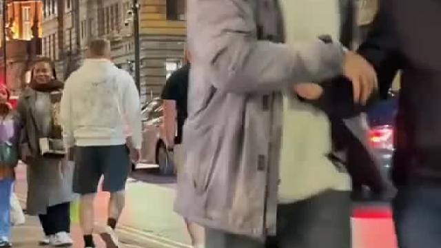 老外玩闹，笑破肚皮笑到疯