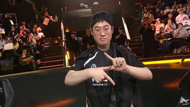 【LCK杯】今天也是招牌闪电的Zeus​​​