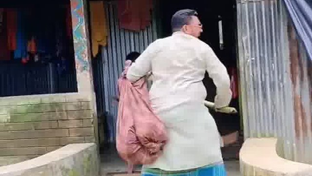 老外独特恶搞，笑到弯腰不止