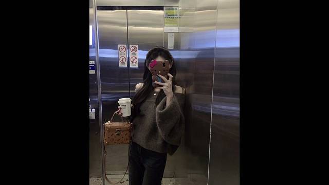 上班摸鱼，哈哈哈