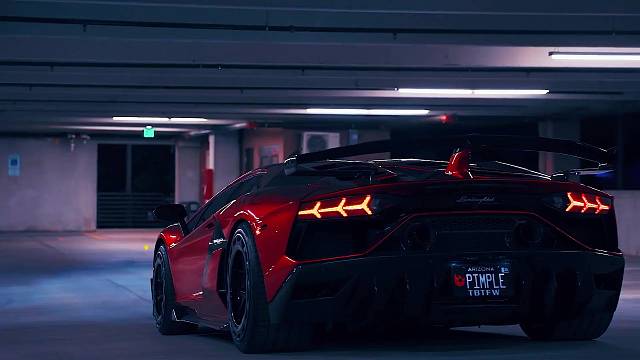 感受一下兰博基尼大牛的咆哮