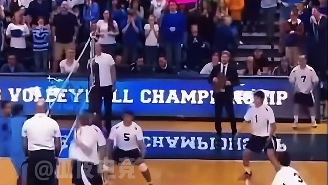 这人是真在赛场上躺赢了