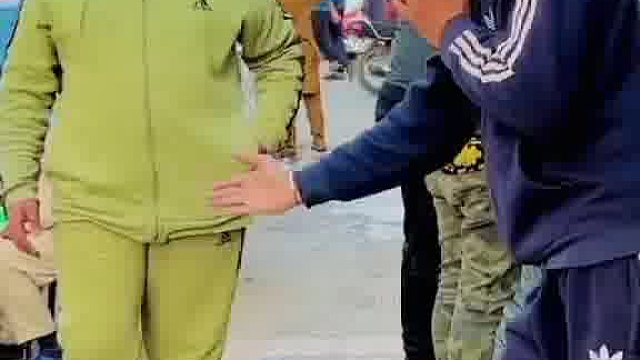 笑出猪叫！老外搞怪玩法