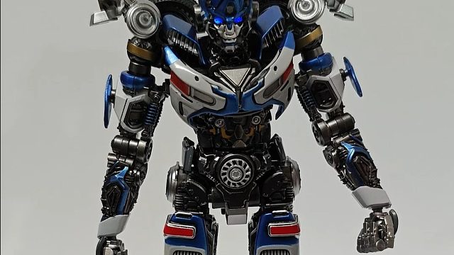 肚脐眼可旋转的变形金刚幻影 也太好玩了吧