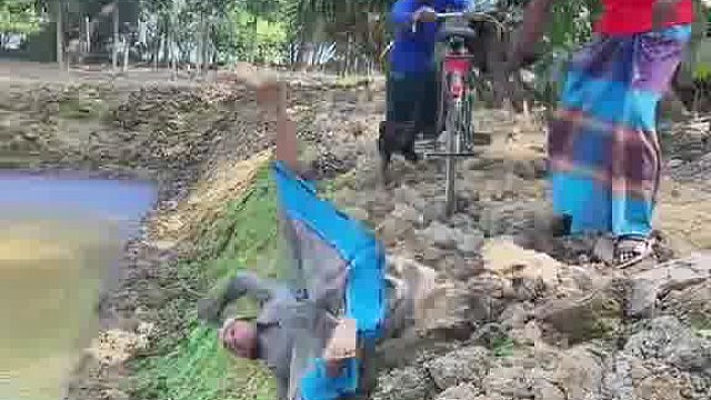 瞅瞅！老外玩出啥新招术