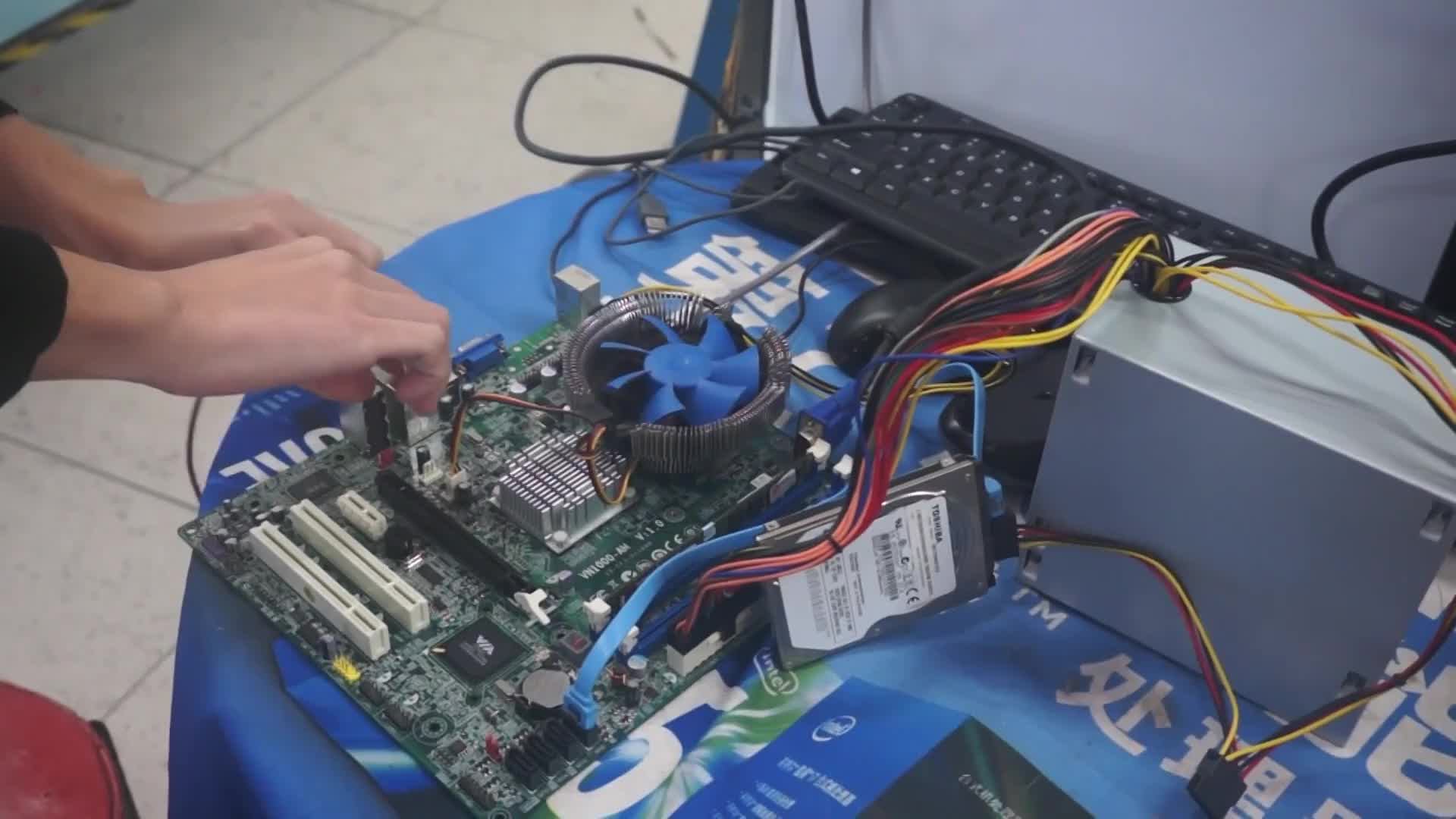 罕见的威盛三核CPU