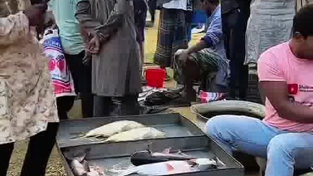 笑到岔气！老外奇特玩法