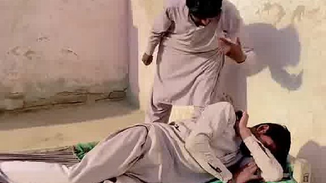 笑晕过去！老外奇葩玩法