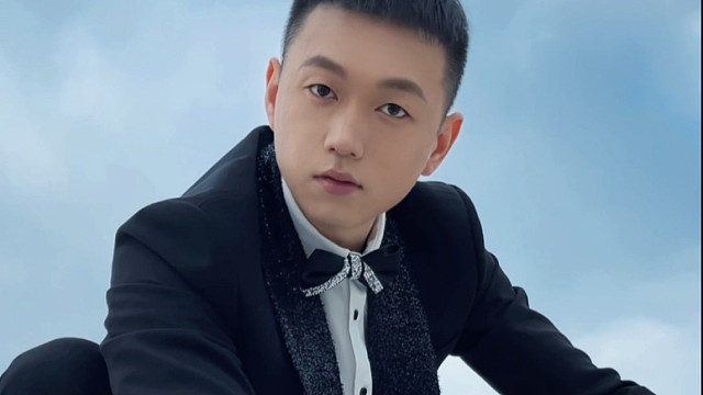 【药水哥y】我的最新作品，快来一睹为快！