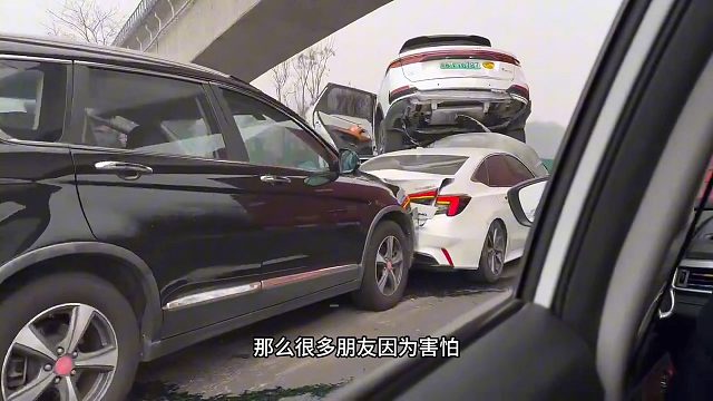 三种倒车入库时的调整思路，学会后，就能轻松入库不剐蹭