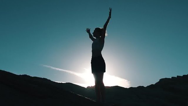 创业初期勇气是开辟未知领域的关键