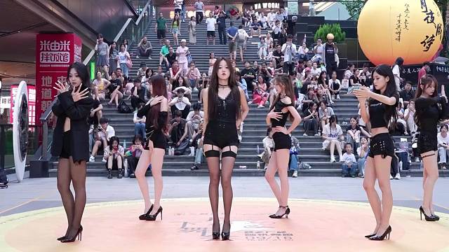 只能说c位不愧是c位！爱看！