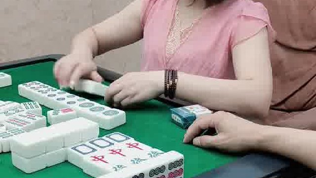 哦吼！小姐姐你把火还给我吧？……