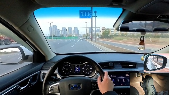 【学车】遵循开车基本规则，就能达到无我境界，车多车少都能应对