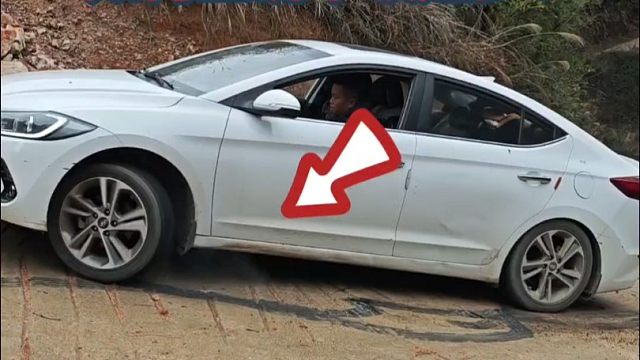 自动挡半坡起步会溜车吗？很多新手不懂操作，老司机现场演示