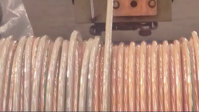 揭秘电缆工厂：原来线缆是这样“卷”出来的