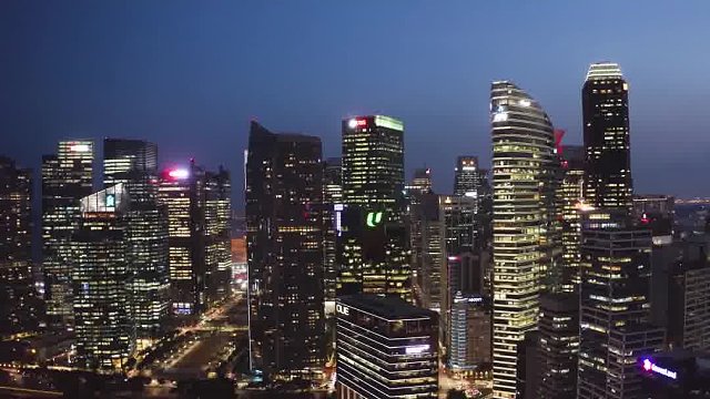 踏上创业征程以勇气和毅力战胜一切困难