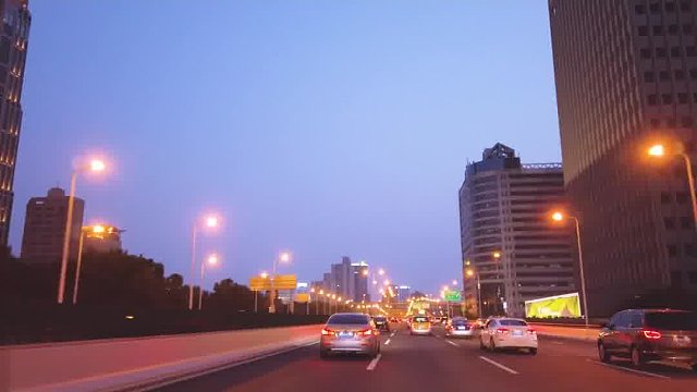 以创业精神引领行业潮流创造新的奇迹