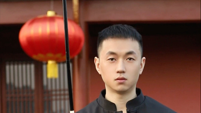 【药水哥y】最新视频来袭，快来看看吧！