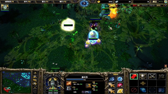 三把圣剑和炸弹人带躺队友
蓝猫打的直叹气