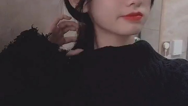 拜托  假装着迷一下吧～