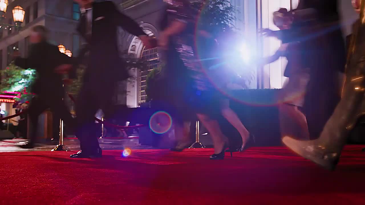 型男美女减速带，超优雅的变装