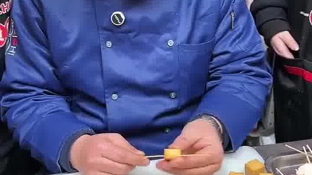 炸串这样穿，利润高还省食材