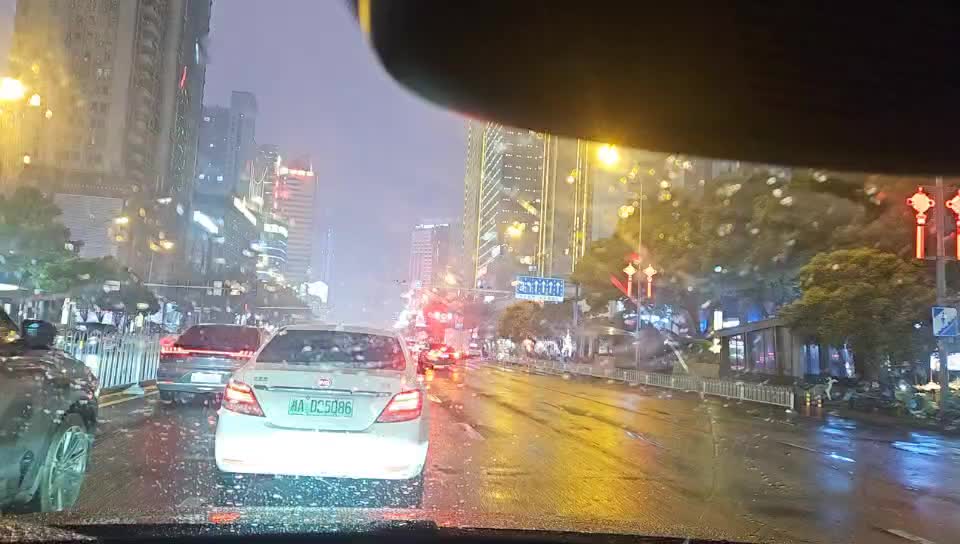 【盛世-户外小易】最近熬夜熬的有点魔怔了，差点连手机都丢了！